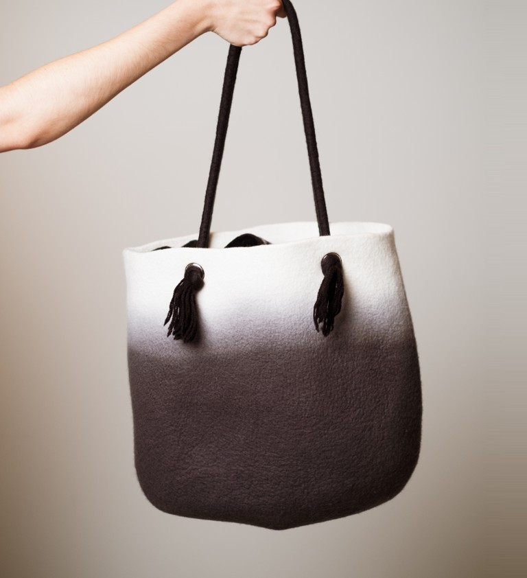 Leaf edged dyed bag